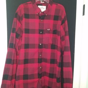 hollister woman's plaid button up shirt